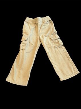 Children’s Place Cargo Pants in Khaki